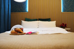 City Room | Hypo-allergenic bedding, free minibar, in-room safe