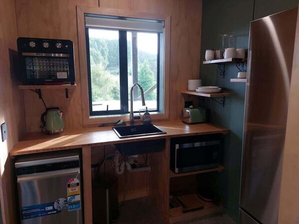 Fridge, microwave, oven, dishwasher