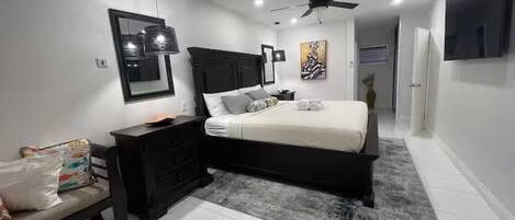 1 sovrum, värdeförvaringsskåp på rummet, strykjärn/strykbräda och wi-fi