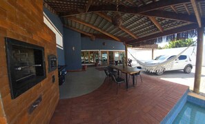 Restauration extérieure