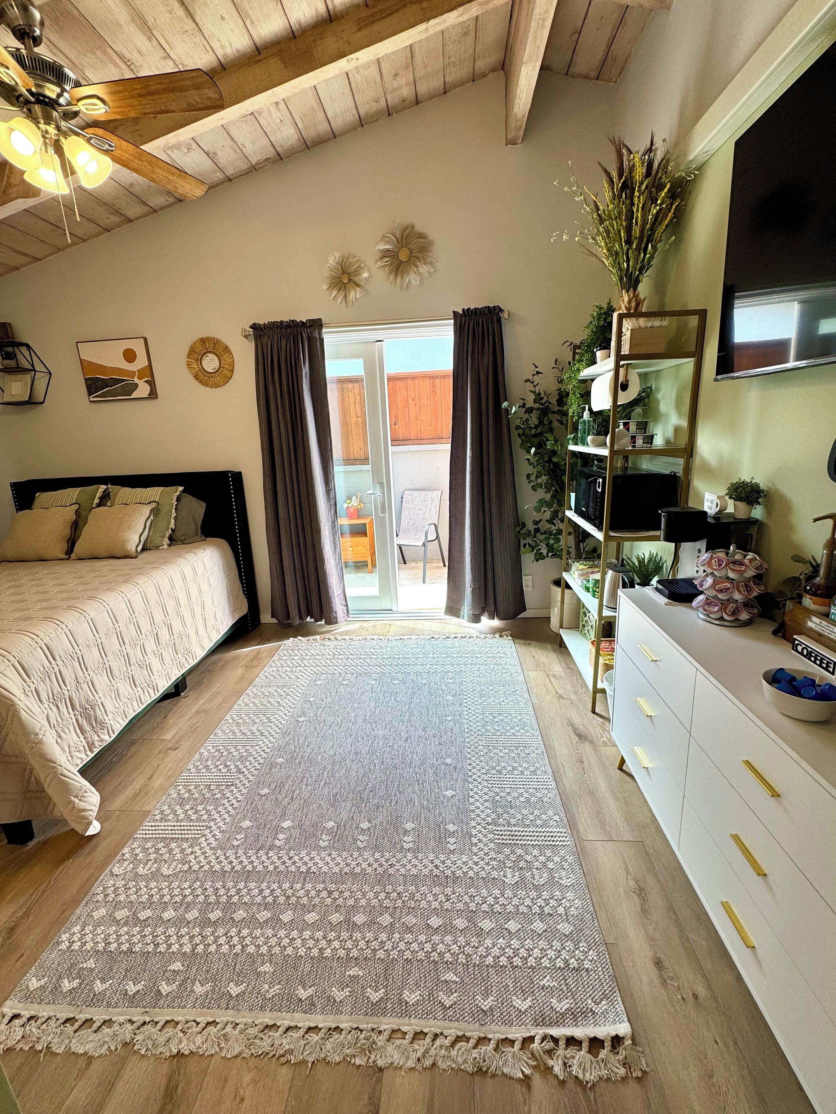 1 bedroom, iron/ironing board, WiFi, bed sheets