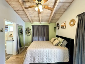 1 chambre, fer et planche à repasser, Wi-Fi, draps fournis