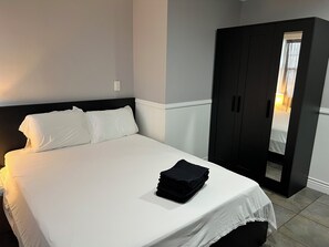 1 bedroom, in-room safe, desk, free WiFi