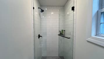Towels, soap, shampoo, toilet paper