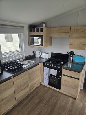 Microones, forn i placa de cuina 