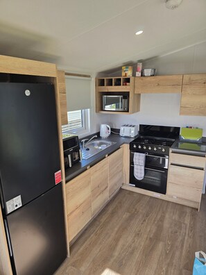 電子レンジ、オーブン、コンロ