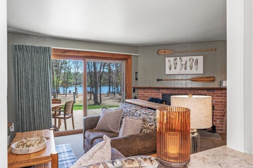 Lake Forest Resort – Relax on a Pristine Sandy Beach in the Northwoods!