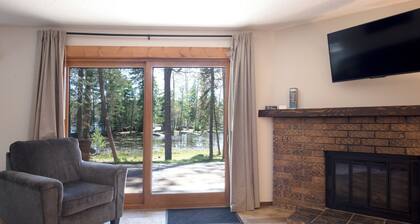 Lake Forest Resort – Relax on a Pristine Sandy Beach in the Northwoods!