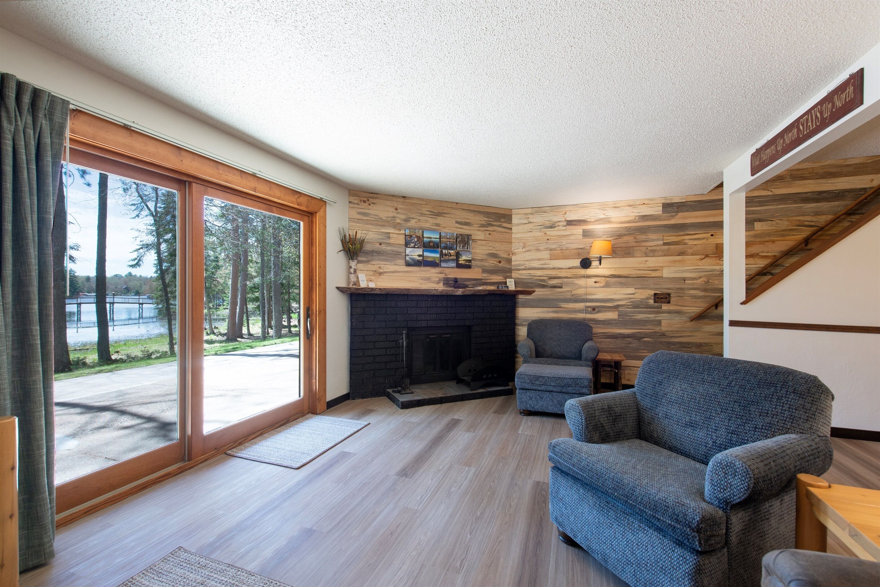 TV, fireplace, video games, DVD player