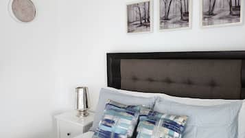 2 室のベッドルーム、アイロン / アイロン台、WiFi、ベッドシーツ