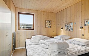 3 bedrooms, travel crib, free WiFi - 3 bedroom awesome home in Haderslev (Haderslev)