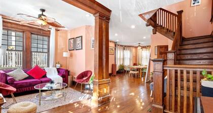 8BR/3.5BA Classic by Tropicana, Boardwalk, Beach