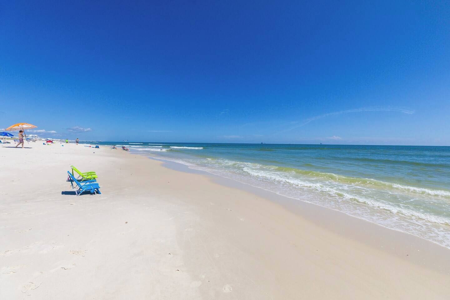 Espreguiçadeiras, toalhas de praia 