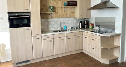 Independent apartment in Jorwert near Leeuwarden, Sneek, Bolsward and Franeker