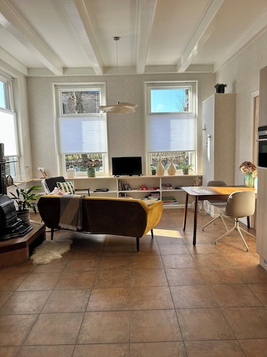 Independent apartment in Jorwert near Leeuwarden, Sneek, Bolsward and Franeker