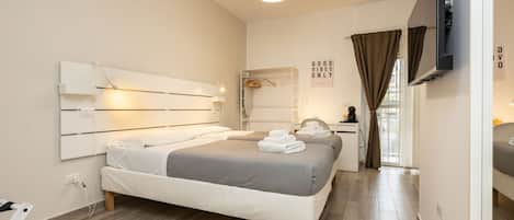 4 bedrooms, iron/ironing board, travel crib, WiFi