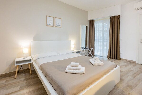 1 chambre, fer et planche à repasser, Wi-Fi, draps fournis