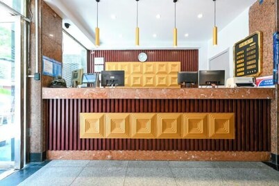 Longlusheng Hotel (Tianjin West Railway Station)