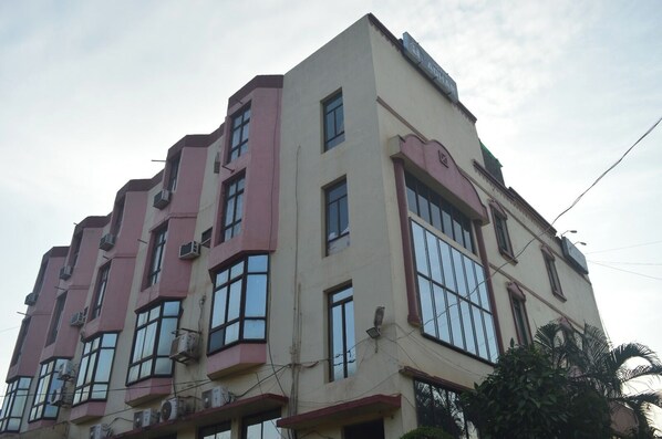 Exterior - Hotel Aadhar Barbil (Barbil)