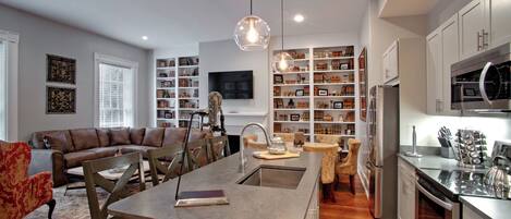 公寓, 公園景 | 私人廚房 | 咖啡機/沖茶器、多士爐