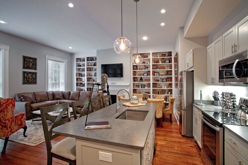 Restored Historic Home 5 BR 4.5 Bath