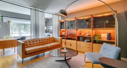 No. 1 Rosetree Suites - 3 Beds - Perfect Family Location in Calgary