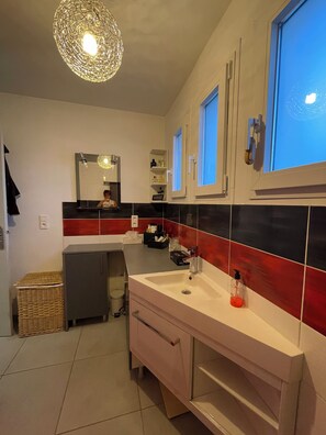 Hair dryer, towels, soap, toilet paper