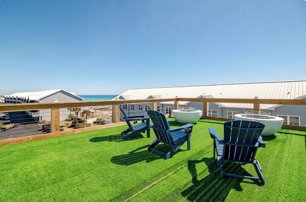 Terrace/patio - 4 Beds/4Baths ROOFTOP! Gorgeous MODERN 360 degree views STEPS TO THE BEACH! (Pensacola Beach)