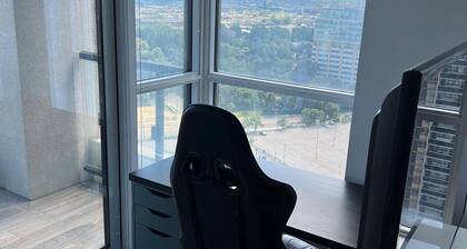High End 6 people Apartment Islington Etobicoke
