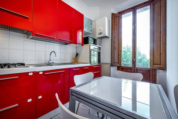 Private kitchen - YiD Aleardi luminous and comfy (Firenze)