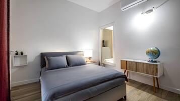 1 slaapkamer, een strijkplank/strijkijzer, reisbedje, wifi