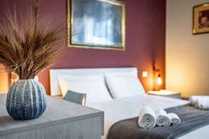 2 habitaciones, tabla de planchar con plancha y cuna de viaje 