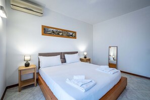 1 bedroom, iron/ironing board, travel crib, free WiFi