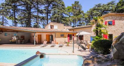 Beautiful home in Saulce sur Rhône