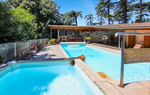 Beheizter Pool