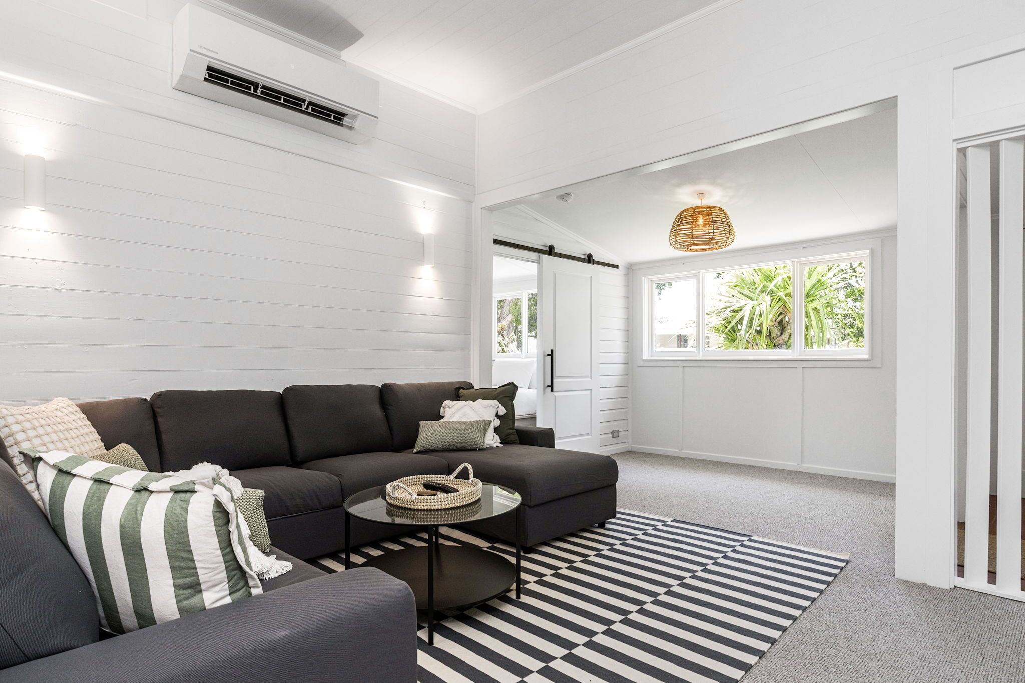 TV connectée, table de tennis de table