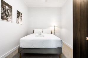 4 Schlafzimmer, Bügeleisen/Bügelbrett, kostenloses WLAN, Bettwäsche