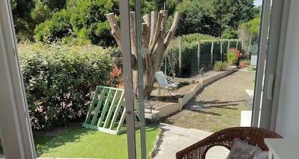 058 - Small peaceful corner next to the pines and 200m from the Ocean