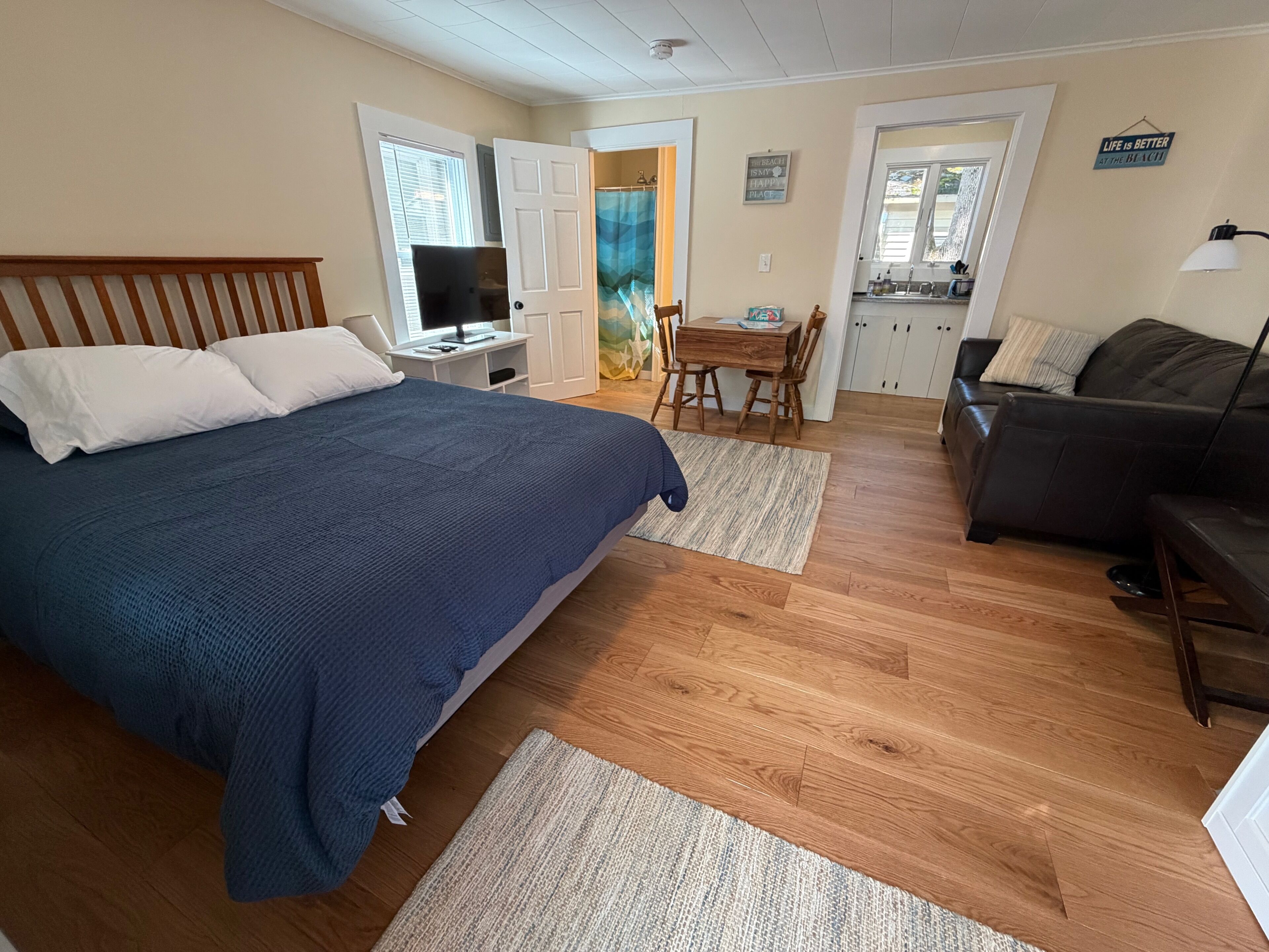 1 bedroom, WiFi, bed sheets