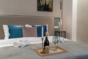 Comfort Studio | Egyptian cotton sheets, premium bedding, memory foam beds