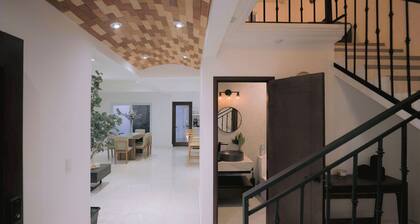 Modern house, 12 minutes from Antigua.