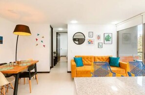Interior - Lovely 2b2b apartment in El Poblado area (Medellín)