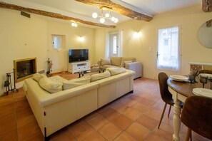 TV, fireplace, table football, ping pong