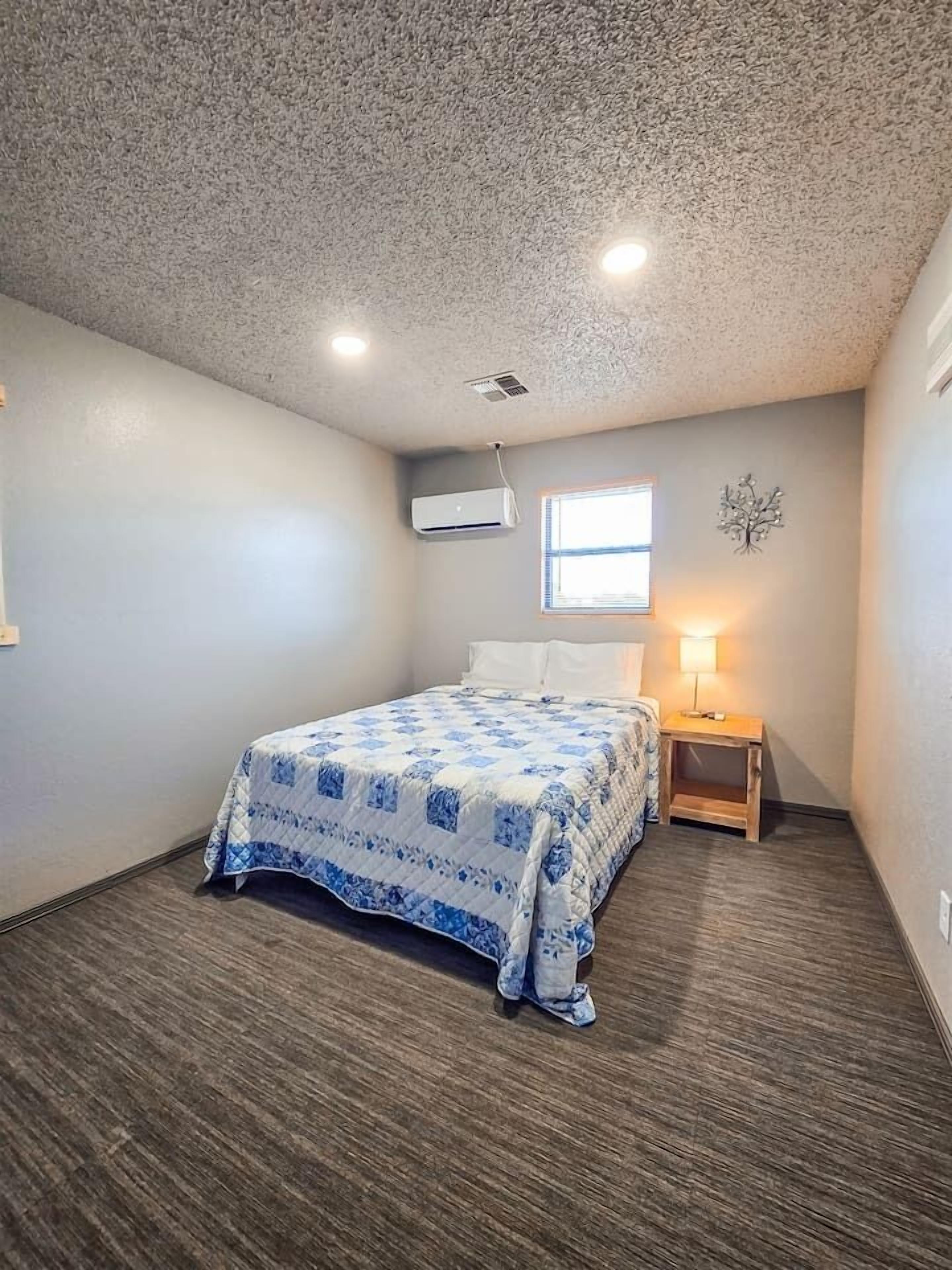 5 sovrum, strykjärn/strykbräda, gratis wi-fi och sängkläder