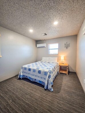 5 chambres, fer et planche à repasser, accès au Wi-Fi (inclus)