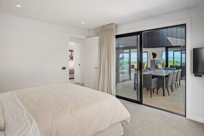 5 chambres, bureau, fer et planche à repasser, Wi-Fi