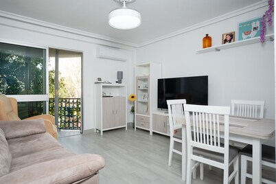 Holiday Home 'Piso En La Oliva Bien Comunicado' with Balcony, Wi-Fi and Air Conditioning