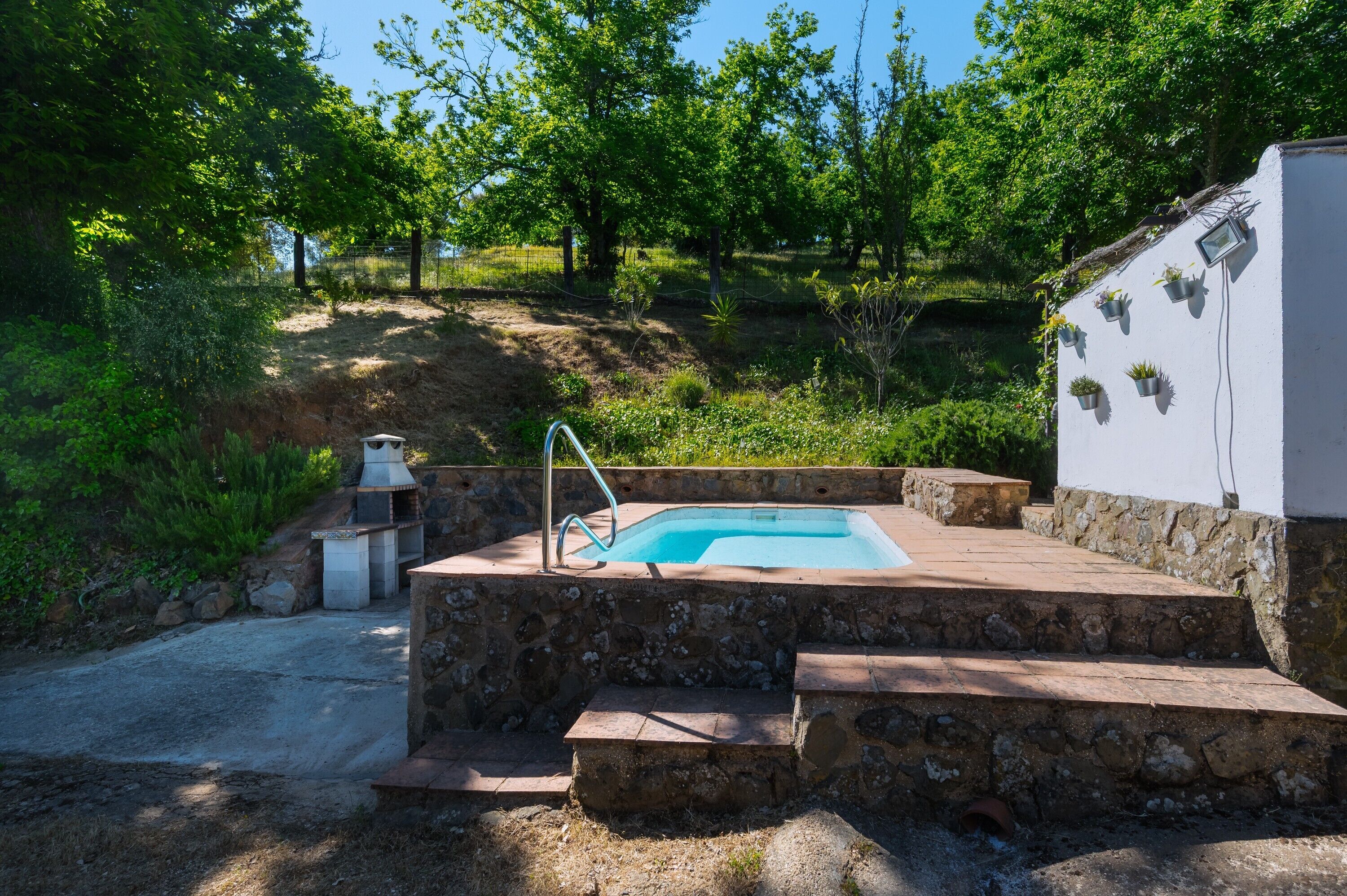 Bañera de hidromasaje exterior