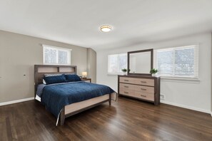 1 bedroom, desk, free WiFi, bed sheets - Birmingham Retreat - Work & Play (Birmingham)