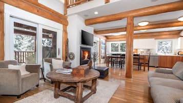 Smart TV, fireplace, offices